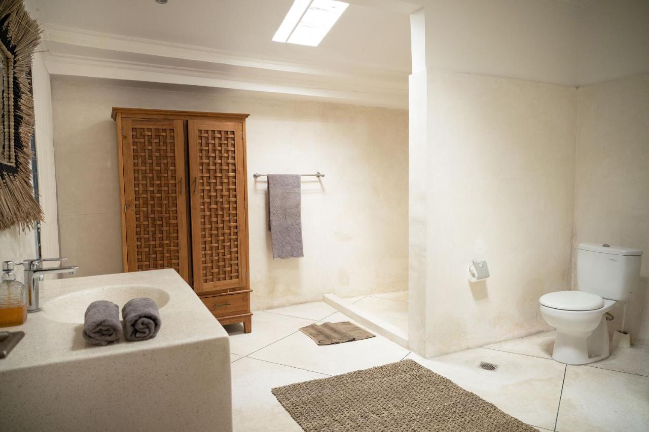 Tropical 3bdr Poolvilla In Heart Of * Seminyak